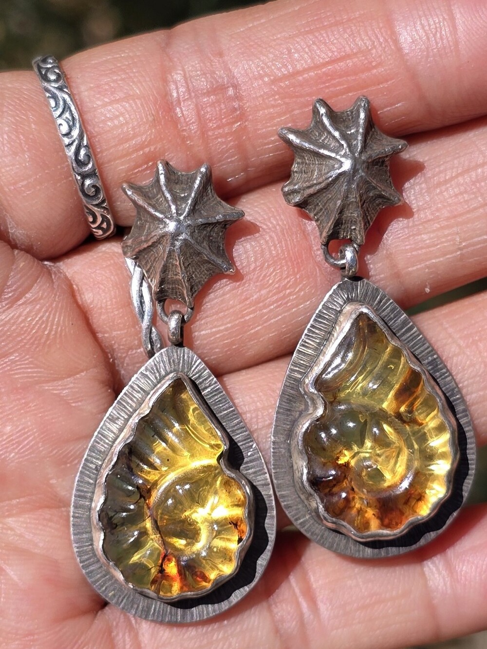 Artisan Shiny Objects Handcrafted Solid 925 Sterling Silver Amber Ammonite View 2
